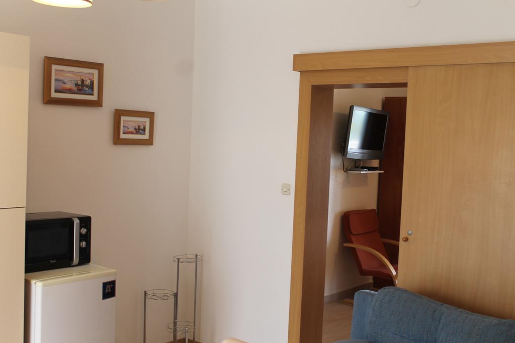 Apartments Roko Kolinda Bibinje Luaran gambar
