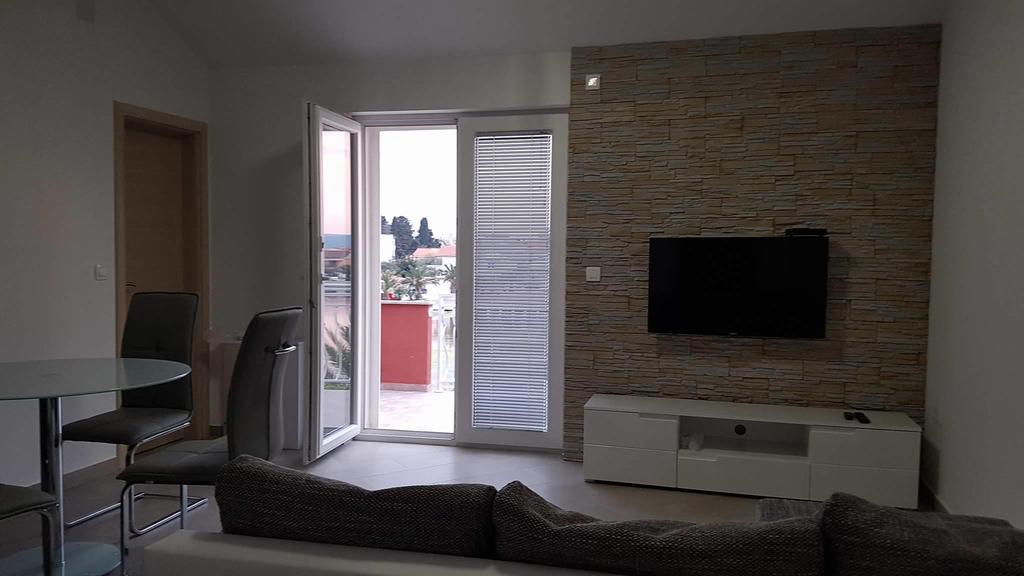 Apartments Roko Kolinda Bibinje Luaran gambar