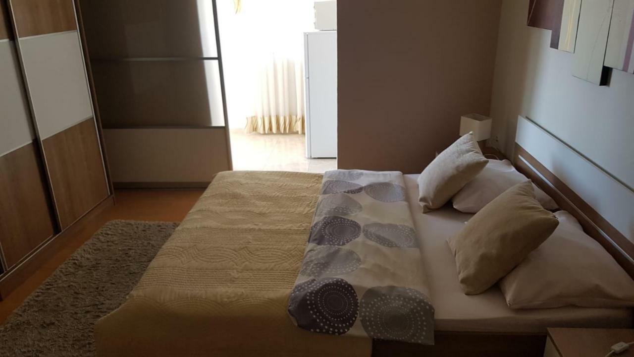 Apartments Roko Kolinda Bibinje Luaran gambar